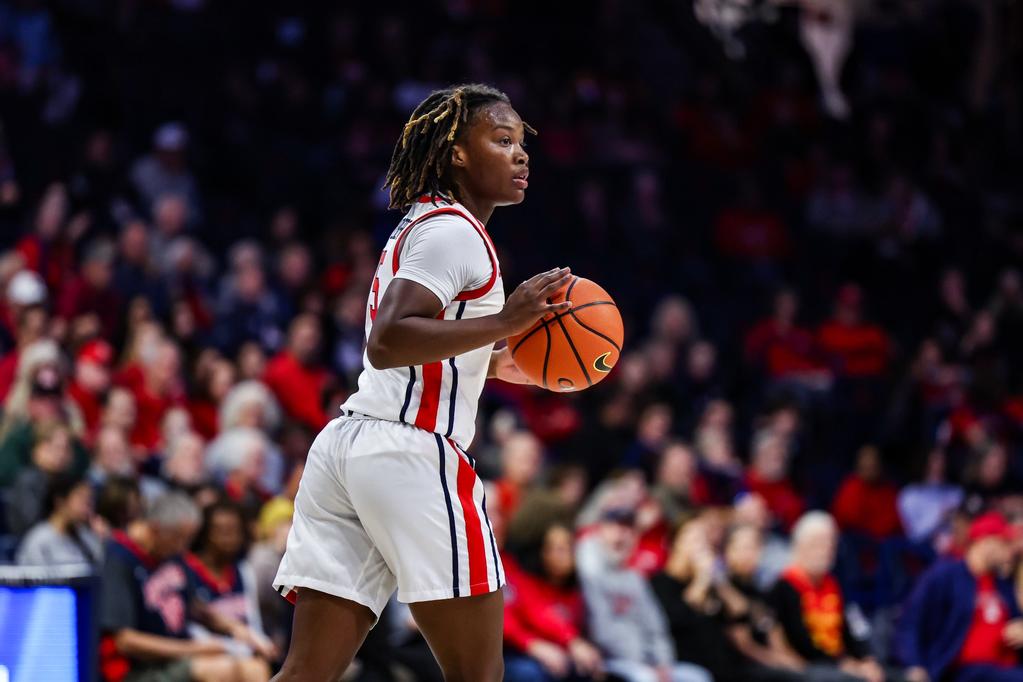 Arizona Women's Basketball's leading scorer, Kailyn Gilbert, no longer with team.