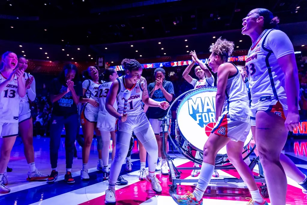 Following a career high 19-point performance, Arizona's Lauryn Swann has earned Big 12 Women's Basketball Freshman of the Week honors.