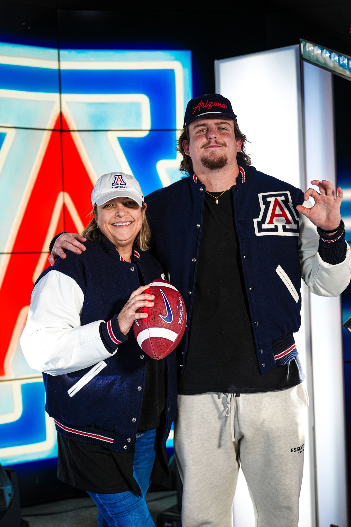 Arizona is adding former Texas Tech OL Ty Buchanan and ex-Georgia Tech OL Jordan Brown. Former Cats TE Keyan Burnett will transfer to Kansas.