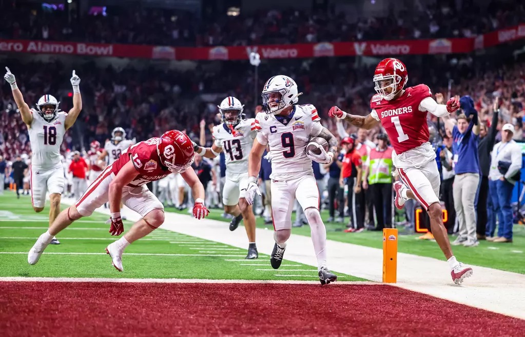 Arizona safety Gunner Maldonado entered the transfer portal on Tuesday. The defensive captain appeared in 38 games during 4 years in Tucson.