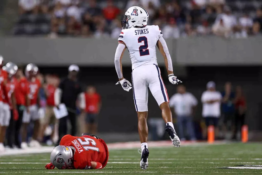 Arizona defensive back Treydan Stukes announced that he will withdraw from the transfer portal and return to Tucson for a sixth season.