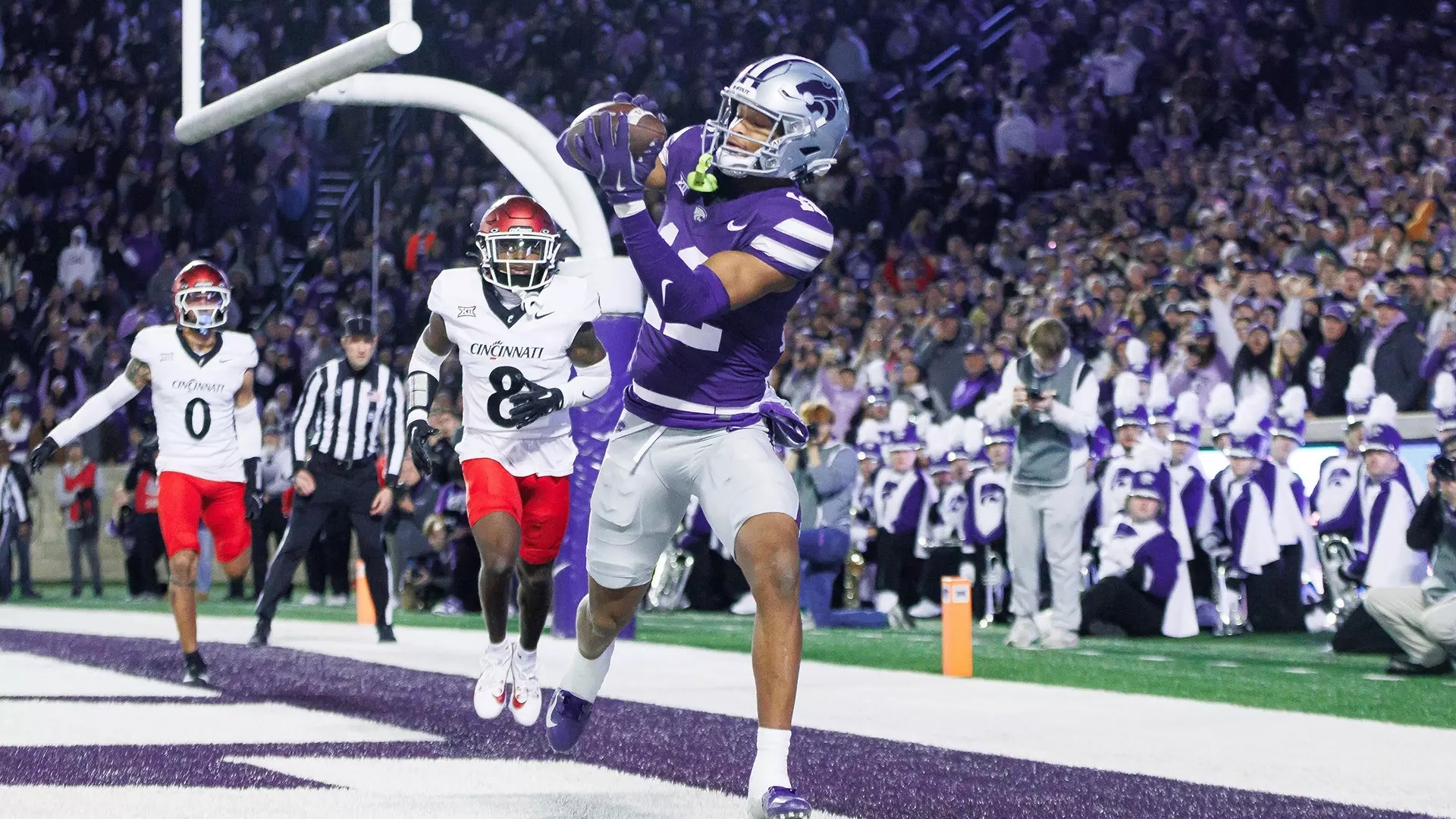 Kansas State wide receiver Tre Spivey announces that he will transfer to Arizona. The Chandler native has three years of eligibility left.