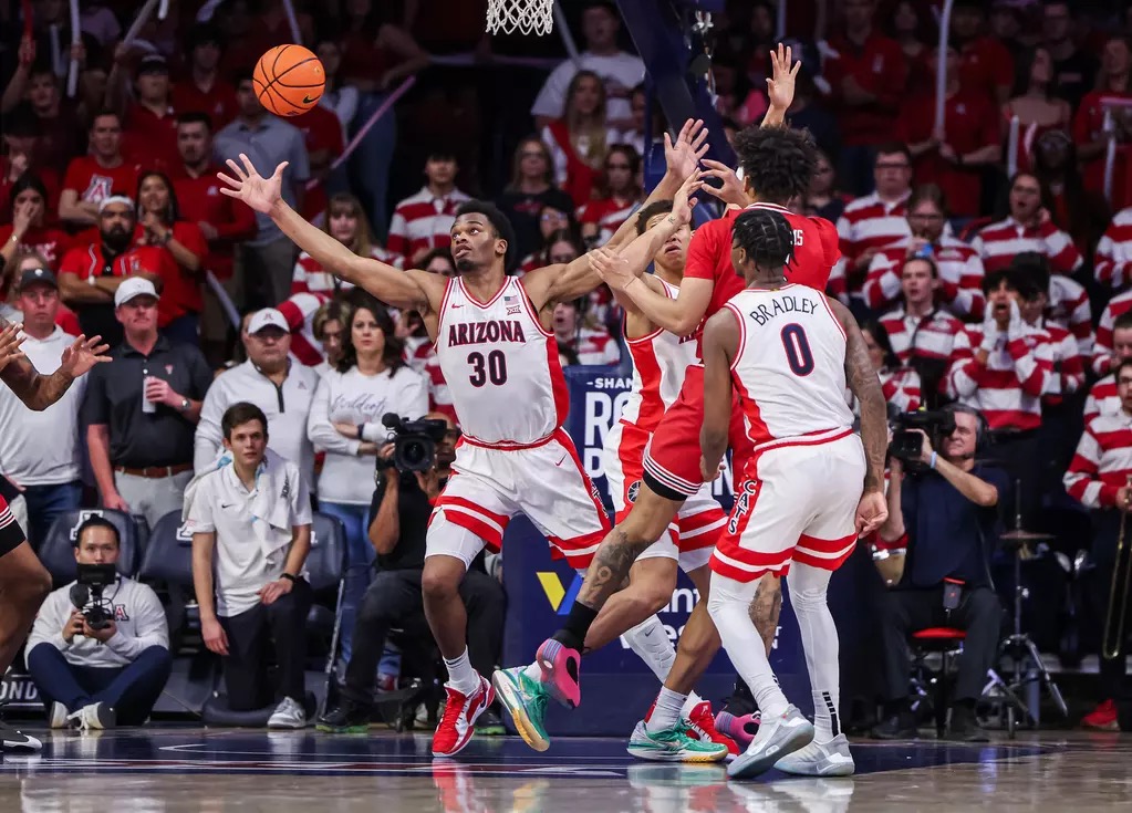 After averaging a double-double against BYU and No. 13 Texas Tech, Arizona forward Tobe Awaka was named Big 12 Newcomer of the Week.