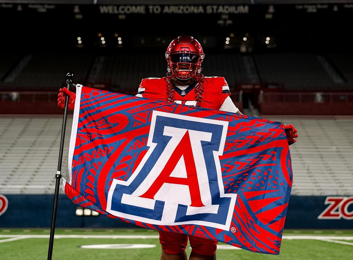 2026 three-star defensive lineman Manoah Faupusa has committed to the Arizona Wildcats over the Colorado Buffaloes & North Carolina Tar Heels.