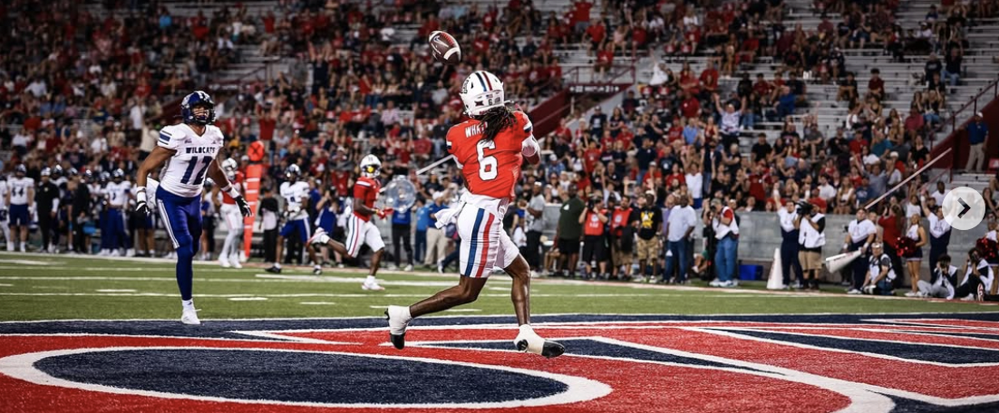 After a two-hour weather delay due to rain and lightning, Arizona throttled Weber State, taking down the Wildcats 48-3.