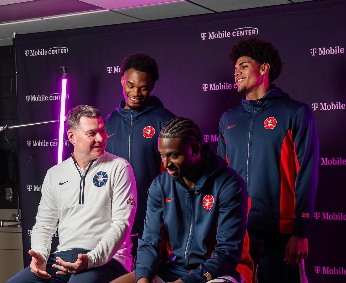 Everything head coach Tommy Lloyd and Arizona players Jaden Bradley, Tobe Awaka, and Koa Peat said at Big 12 Men's Basketball Media Days.