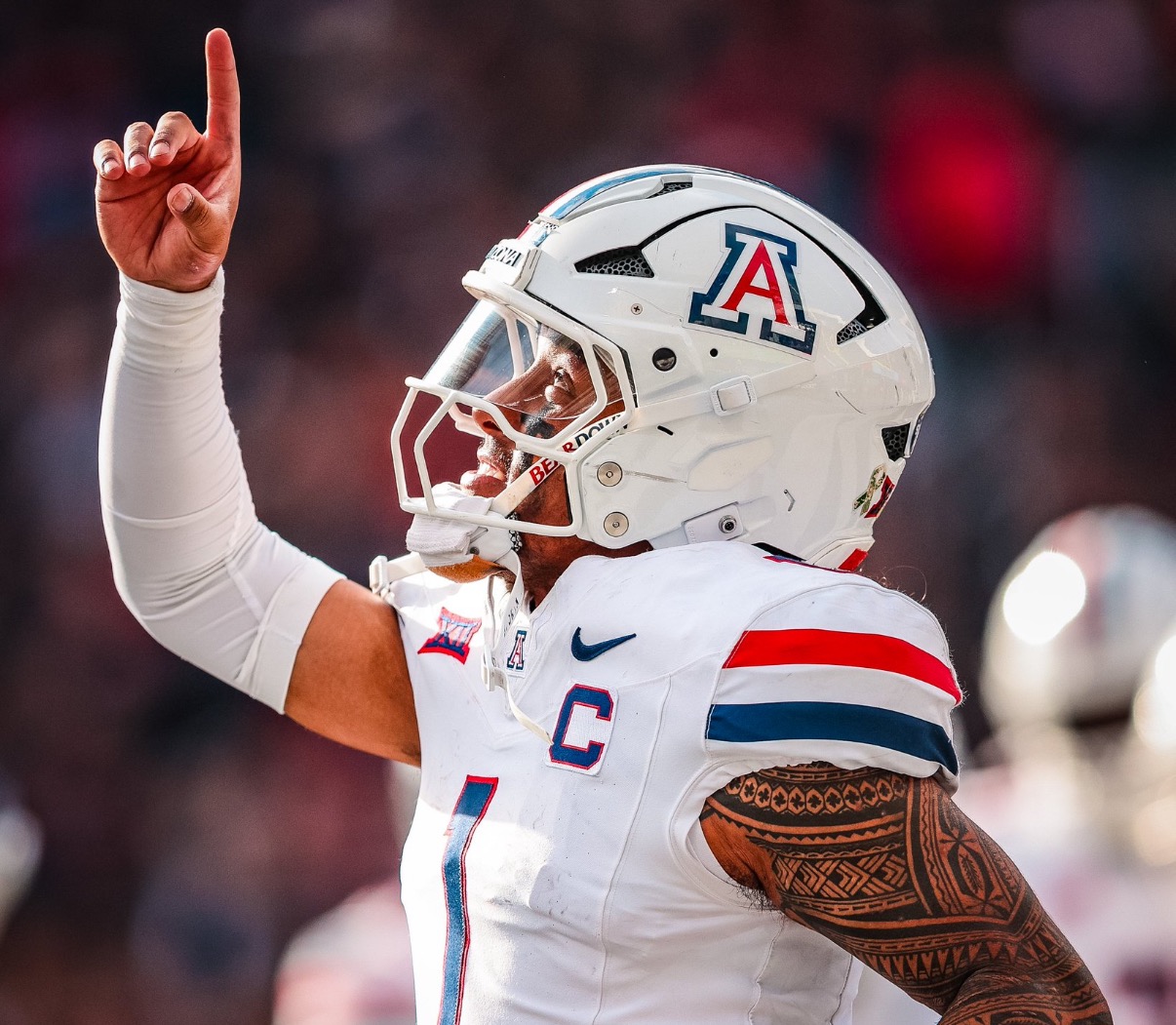 Arizona (7-3) upset No. 25 Cincinnati 30-24 on the road, as quarterback Noah Fifita became the program's all-time passing touchdown leader.