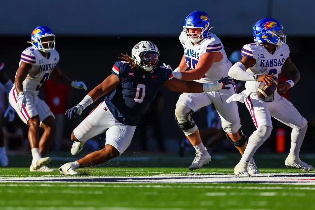 Preview & Predictions: After clinching bowl eligibility, here's what to watch for when Arizona (6-3) heads to No. 25 Cincinnati (7-2).