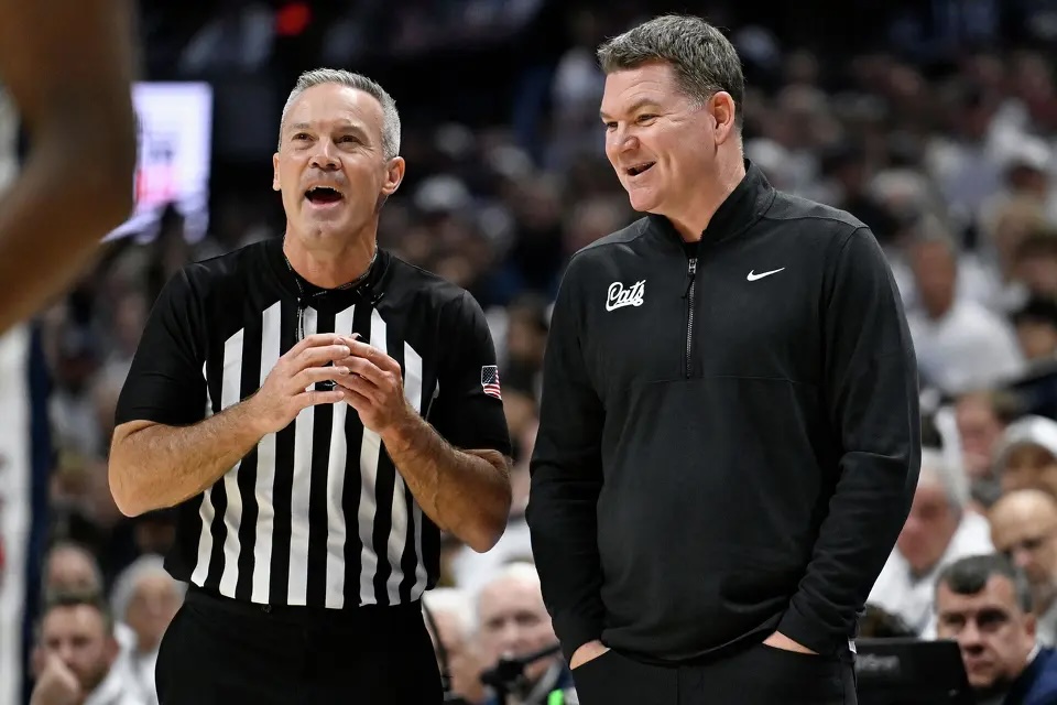 Everything Arizona head coach Tommy Lloyd and point guard Jaden Bradley said postgame following the 71-67 road win over No. 3 UConn.