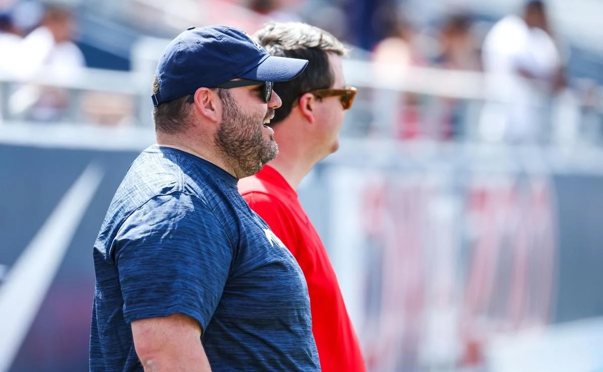 Arizona general manager Gaizka Crowley is reportedly accepting a similar role with the Arkansas Razorbacks.