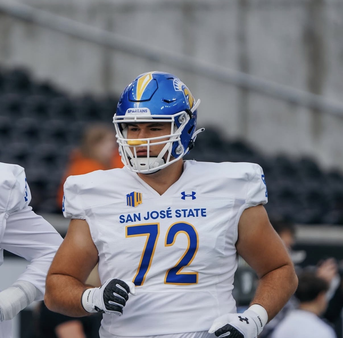 Arizona has signed former San Jose State offensive lineman Nate Hale, who started 10 games at right tackle last season for the Spartans.