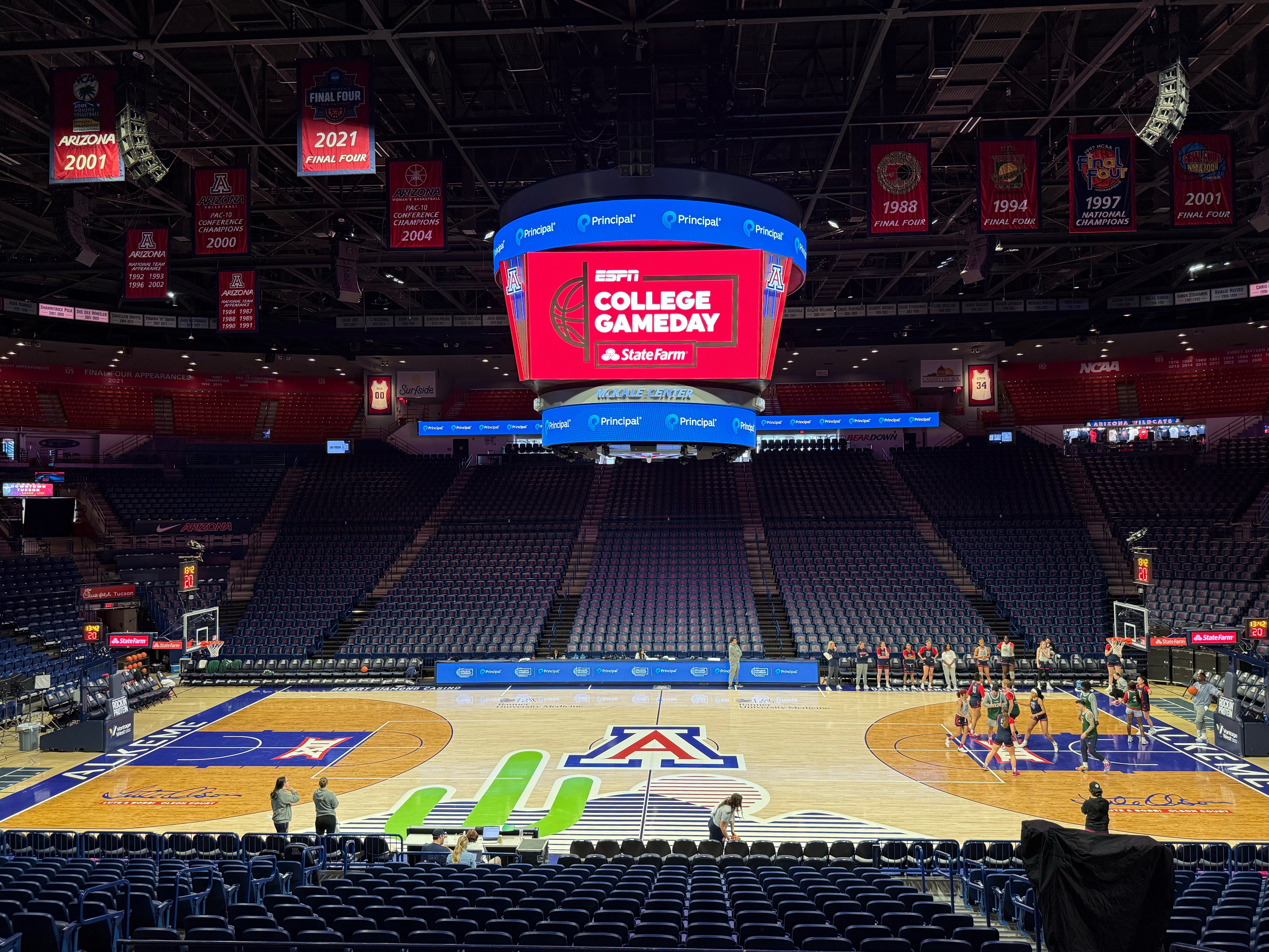 ESPN College GameDay analysts Seth Greenberg and Jay Williams preview No. 1 Arizona Men's Basketball's matchup with No. 16 Texas Tech.