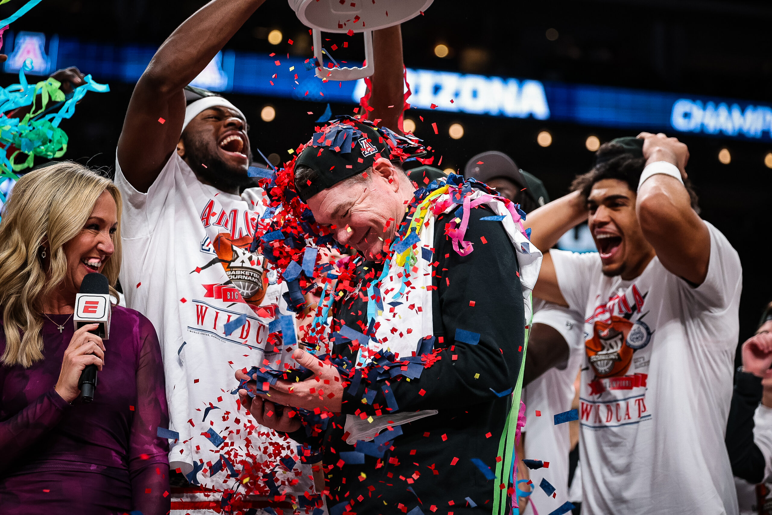 (1) Arizona held off (2) Houston to win the Big 12 Men's Basketball Championship and sweep the regular season and tournament titles.