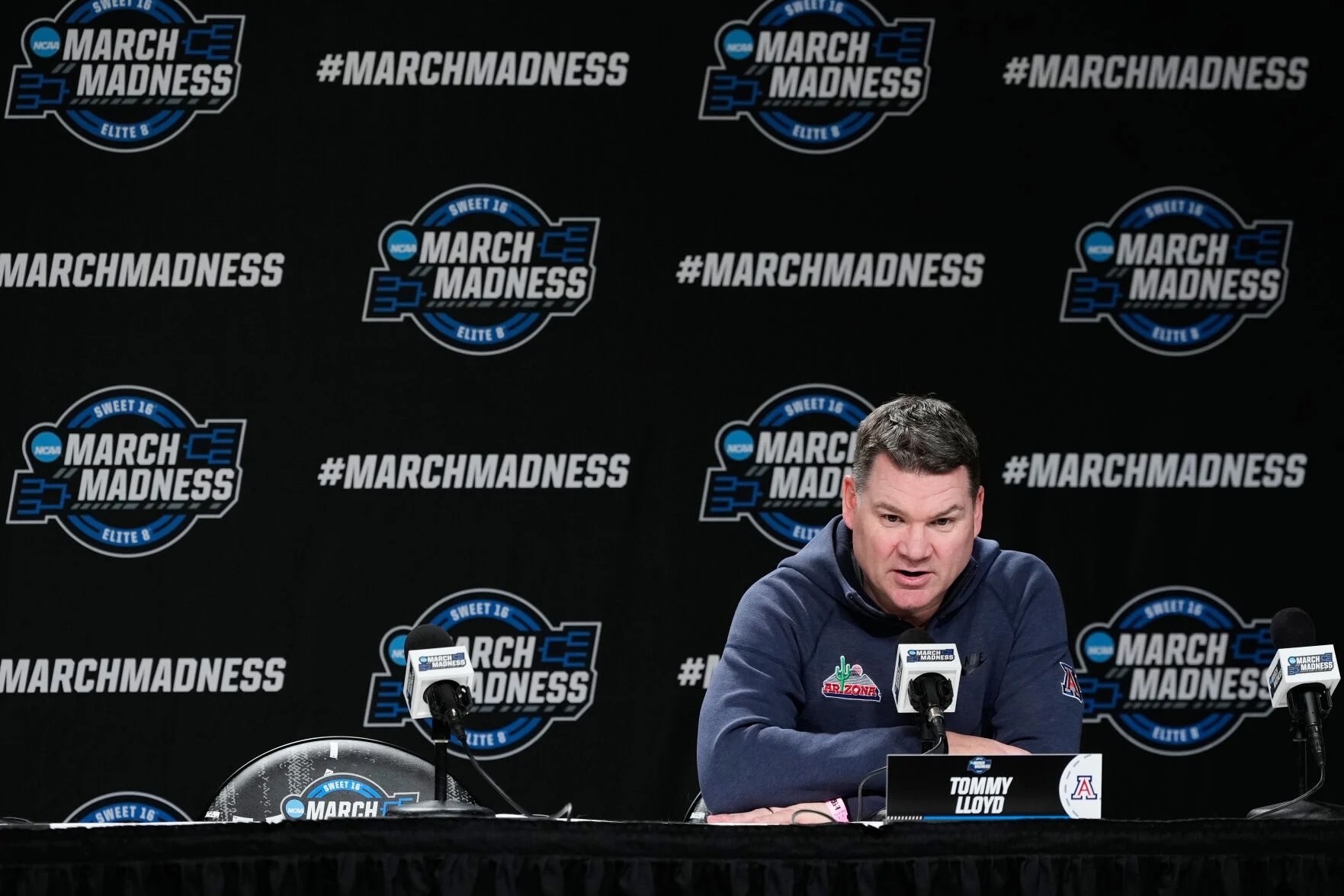 See what Tommy Lloyd and Arizona players Jaden Bradley, Tobe Awaka, & Anthony Dell'Orso said as they preview the Sweet 16 vs. Arkansas.