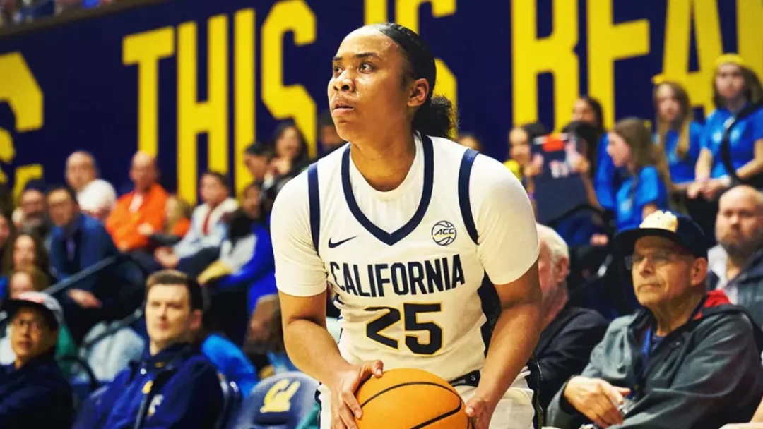 Arizona Women's Basketball has landed a commitment from Cal guard transfer Aliyahna "Puff" Morris, a former McDonald's All-American in 2025.
